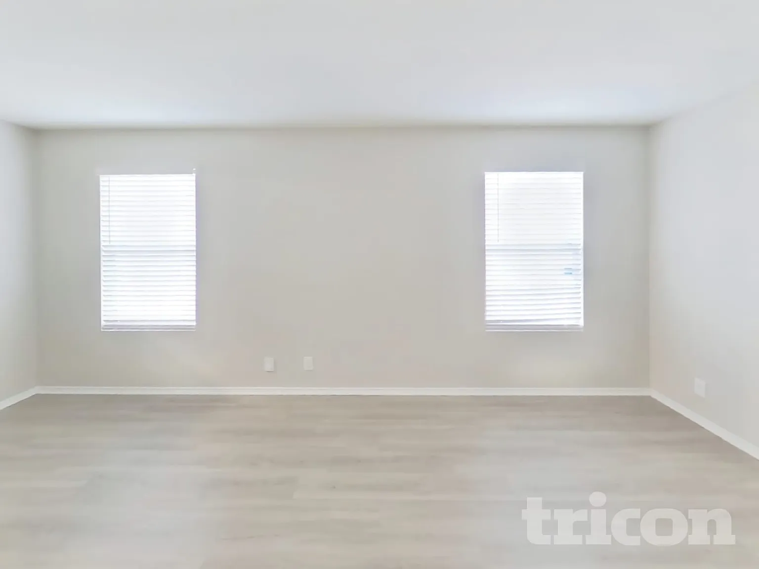 8230 Deer Creek Run San Antonio TX — Photo 3