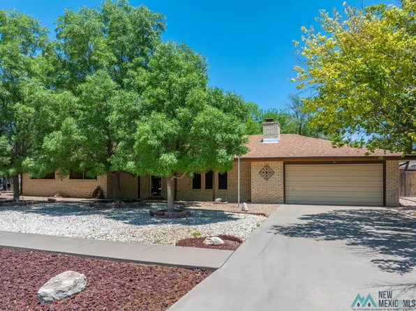 3709 Mission Arch Dr, Roswell, NM 88201