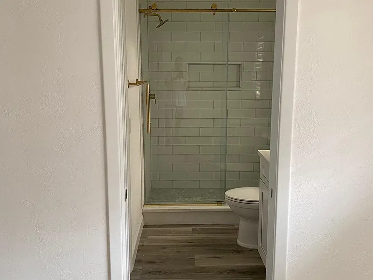 1028 42nd Ave NE — Photo 11