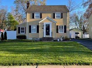 123 Edgemere Ave, West Hartford, CT 06110