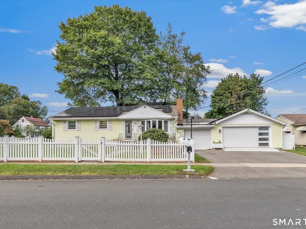 10 Nichols Terrace, Stratford, CT 06614