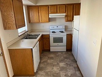 2nd image of 118 S 41st St #4