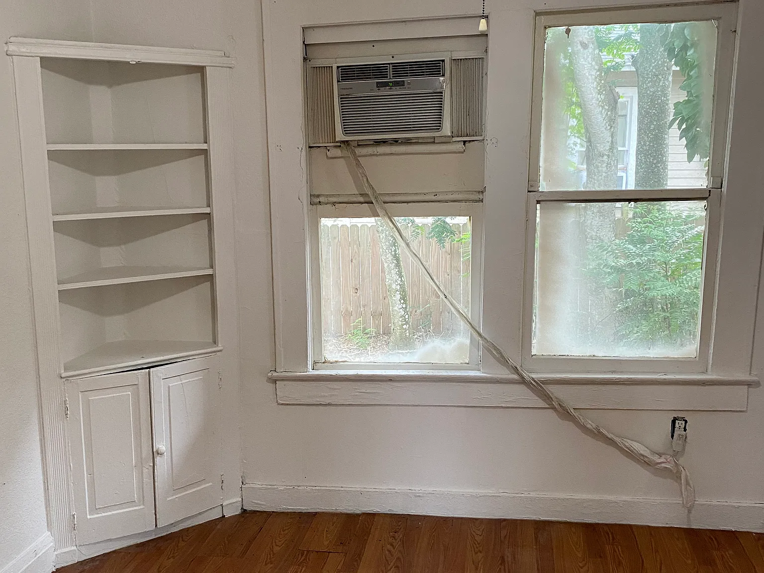 3 bed, 1025 sqft, $1,700 — Photo 3