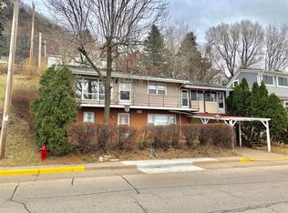 1003 S Main St, Alma, WI 54610