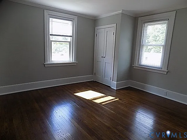 5 bed, 2.0 bath, 2937 sqft, $2,500 — Photo 4