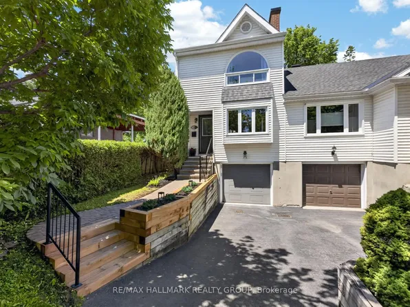 1265 Coldrey Ave, Ottawa, ON K1Z 7P6
