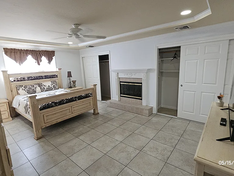 2451 Graydon Ave — Photo 6