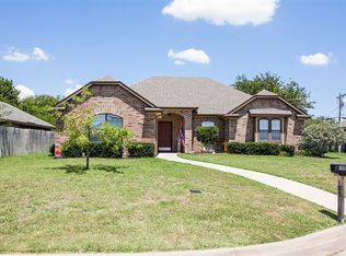 195 Aster Dr, Sanger, TX 76266
