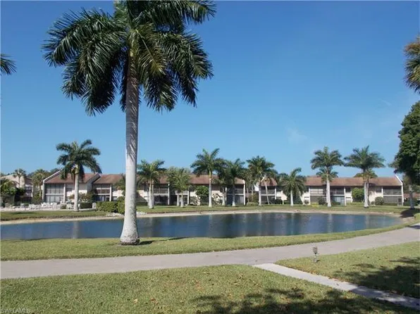 1020 Palm View Dr APT 101, Naples, FL 34110