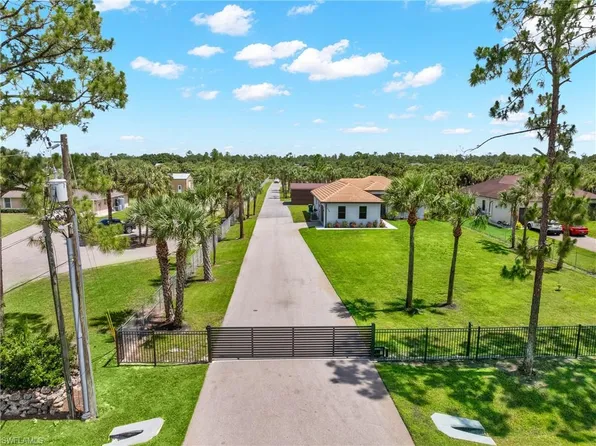 2759 18th AVE SE, NAPLES, FL 34117