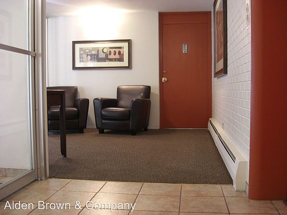 2nd image of 737 N Washington St APT 206