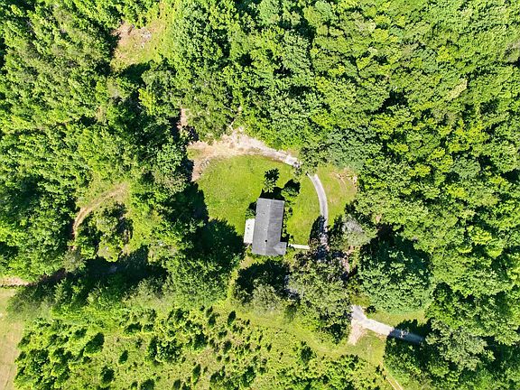 4th image of 41 Burns Rd