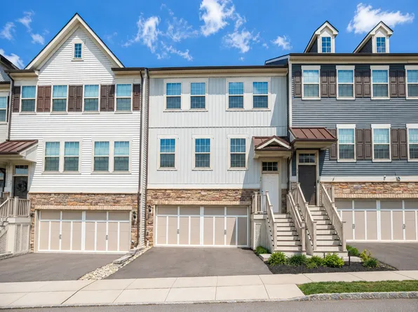 35 Dahlia Dr, Warren, NJ 07059