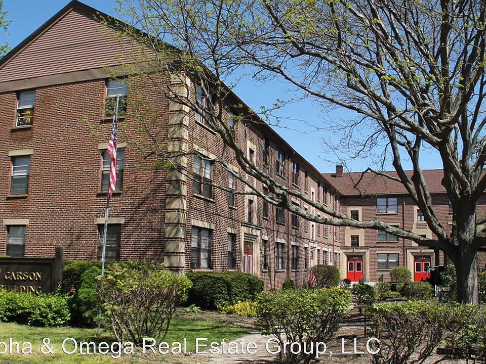 1st image of 154 W 2nd St #209