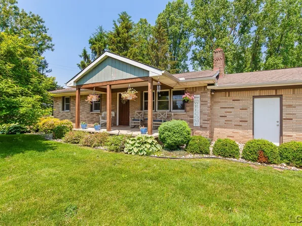 13936 Allen Rd, Clinton, MI 49236