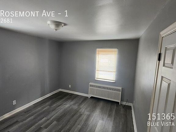 3rd image of 1048 Rosemont Ave #1