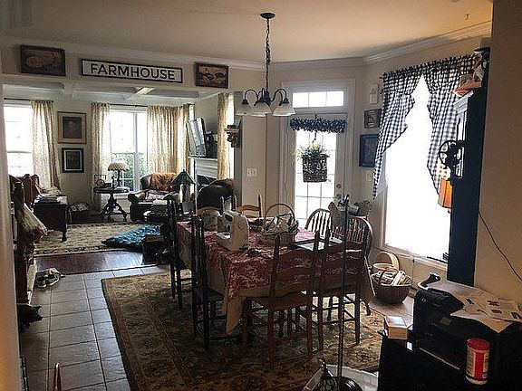 Eat in kitchen Patio entry