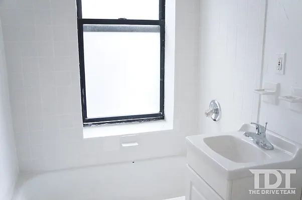 Rented by J Misrahi Realty Corp | media 14