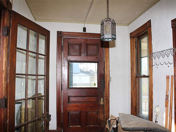 5th image of 116 Morris St
