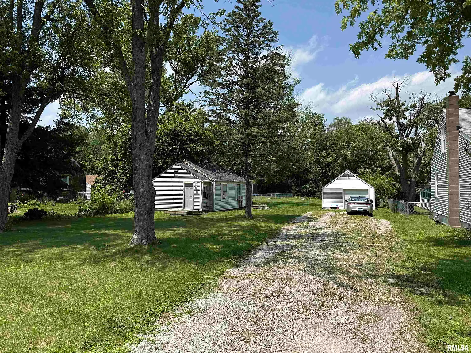5217 W Monroe Rd photo 1