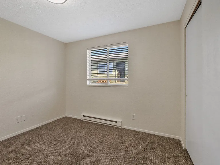 1724 E Cataldo Ave — Photo 11