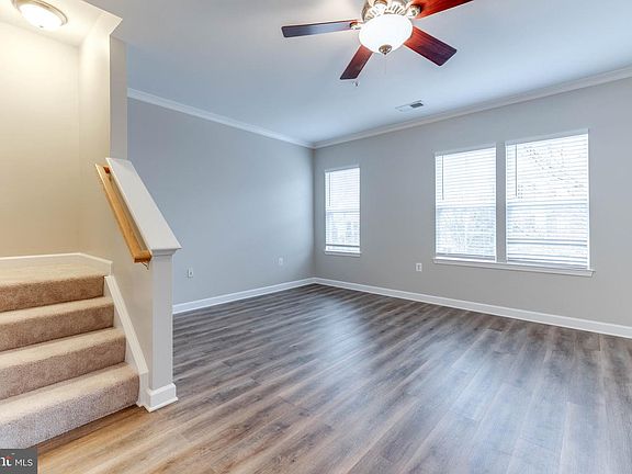 4th image of 42522 Hollyhock Ter