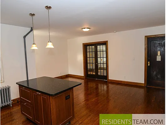 Rented by Residents Team | media 8