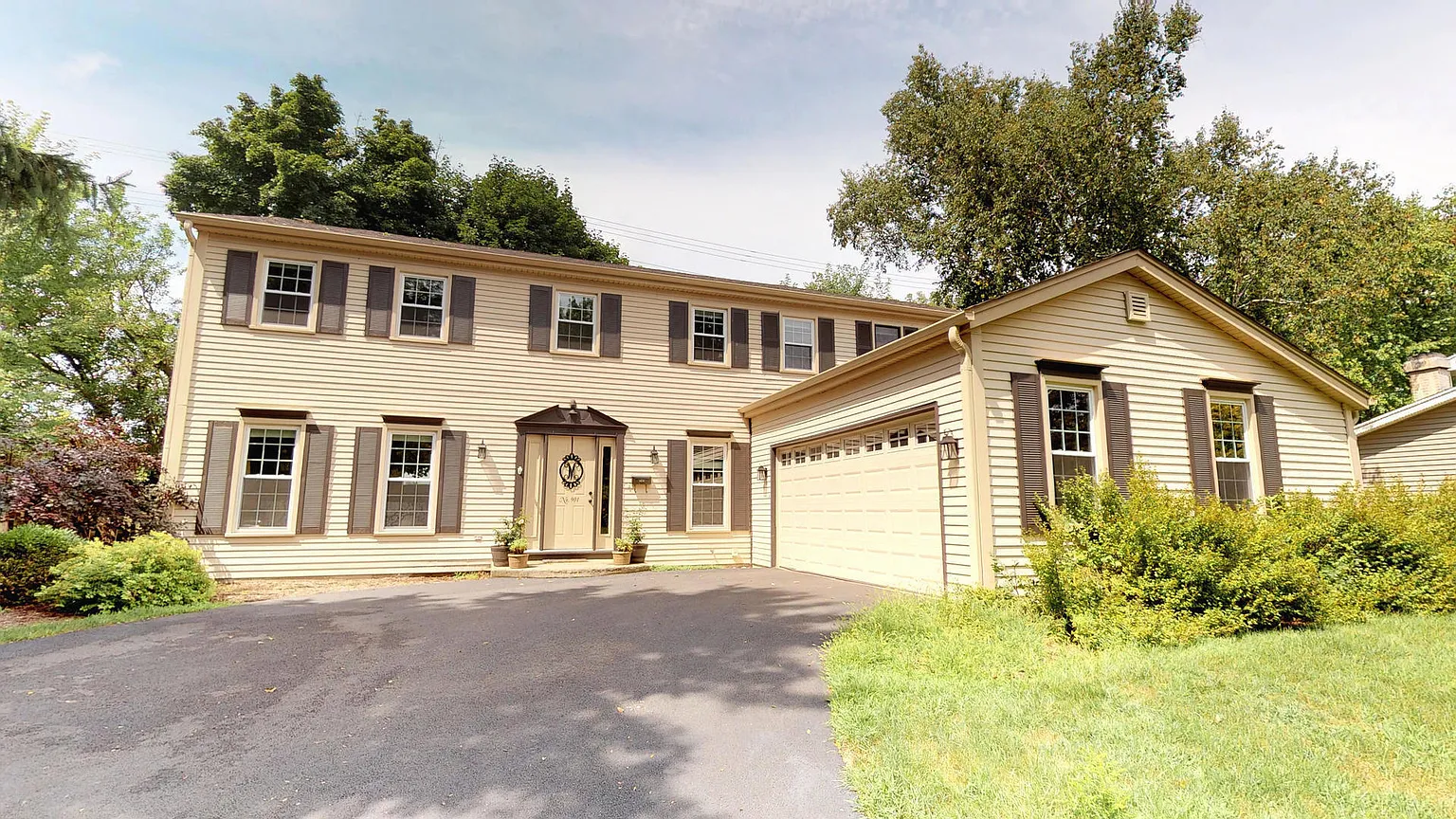 901 Bedford Ln photo 1