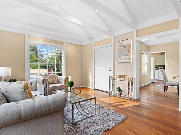 3rd image of 2719 Brewster Ave