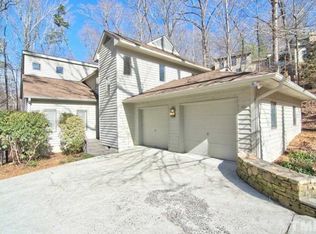 111 Rhododendron Ct, Chapel Hill, NC 27517
