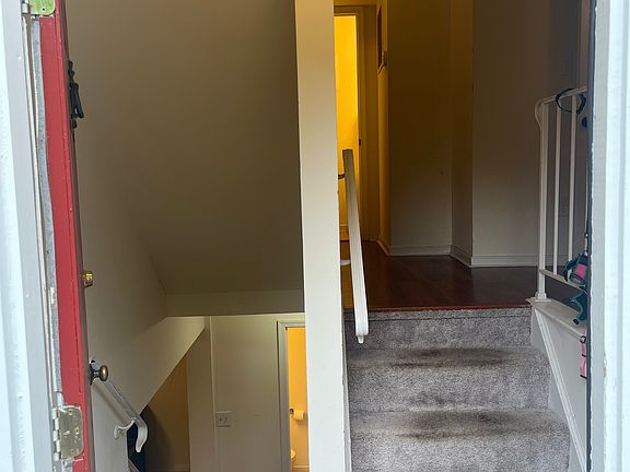 2nd image of 1630 Heritage Hill Dr