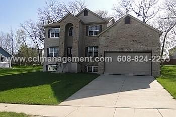 2nd image of 5137 Crescent Oaks Dr