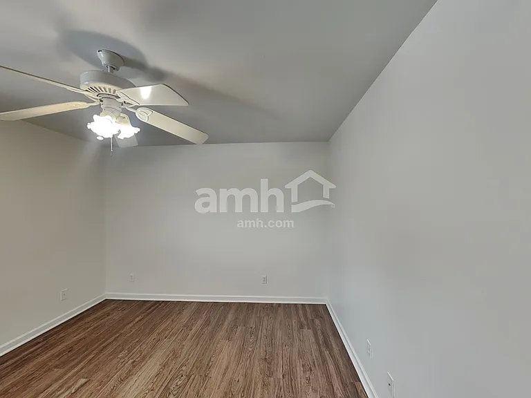 1914 Amacher Dr — Photo 15
