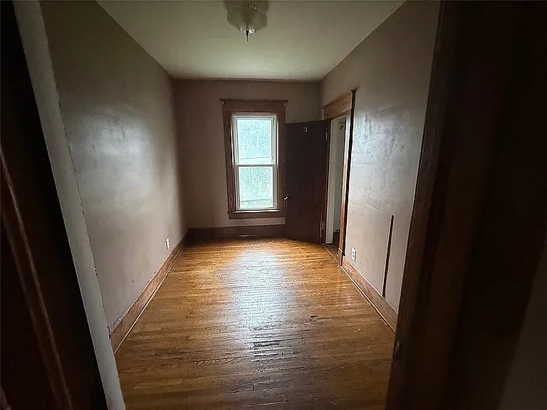 3 bed, 1500 sqft, $925 — Photo 4
