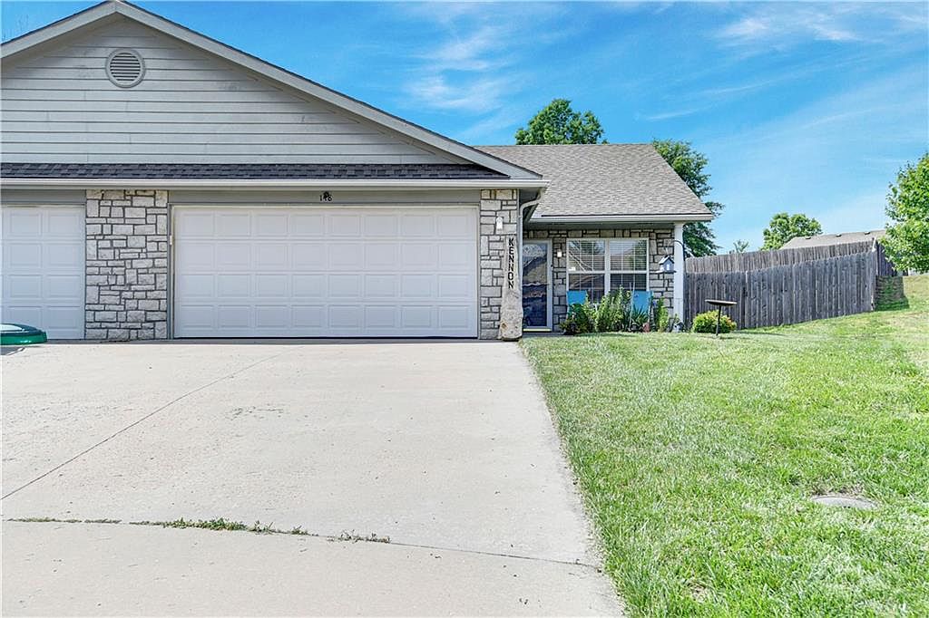 148 S Melrose Ln, Tonganoxie, KS 66086 Zillow