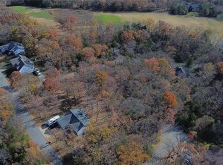 9607 Greenview Ct, Hillsboro, MO