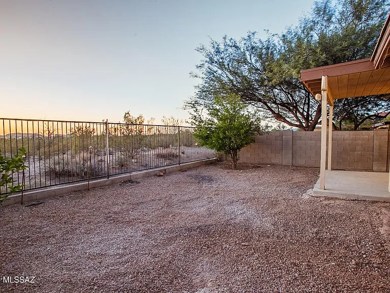 9267 N Red Diamond Ave — Photo 3