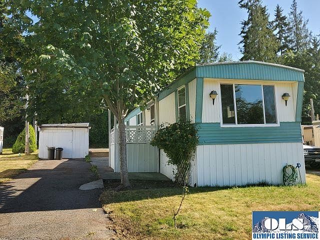 1st image of 84 Bayview Park Ln