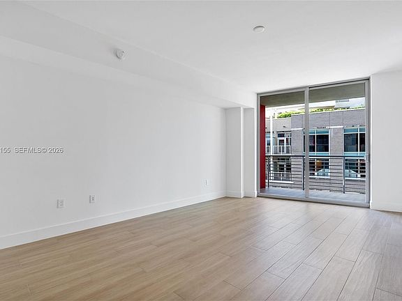 2nd image of 90 NE 32nd St #413