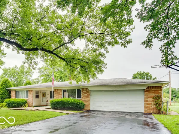 4858 W Ricks Dr S, McCordsville, IN 46055