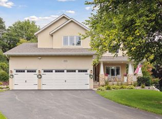 15851 Kendale Dr, Lakeville, MN 55044