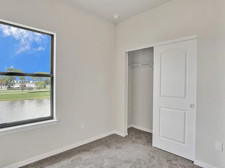 2202 S Appleton Cir S — Photo 15