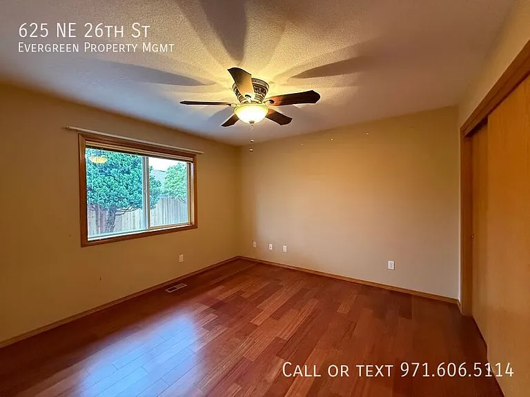 625 NE 26th St — Photo 17