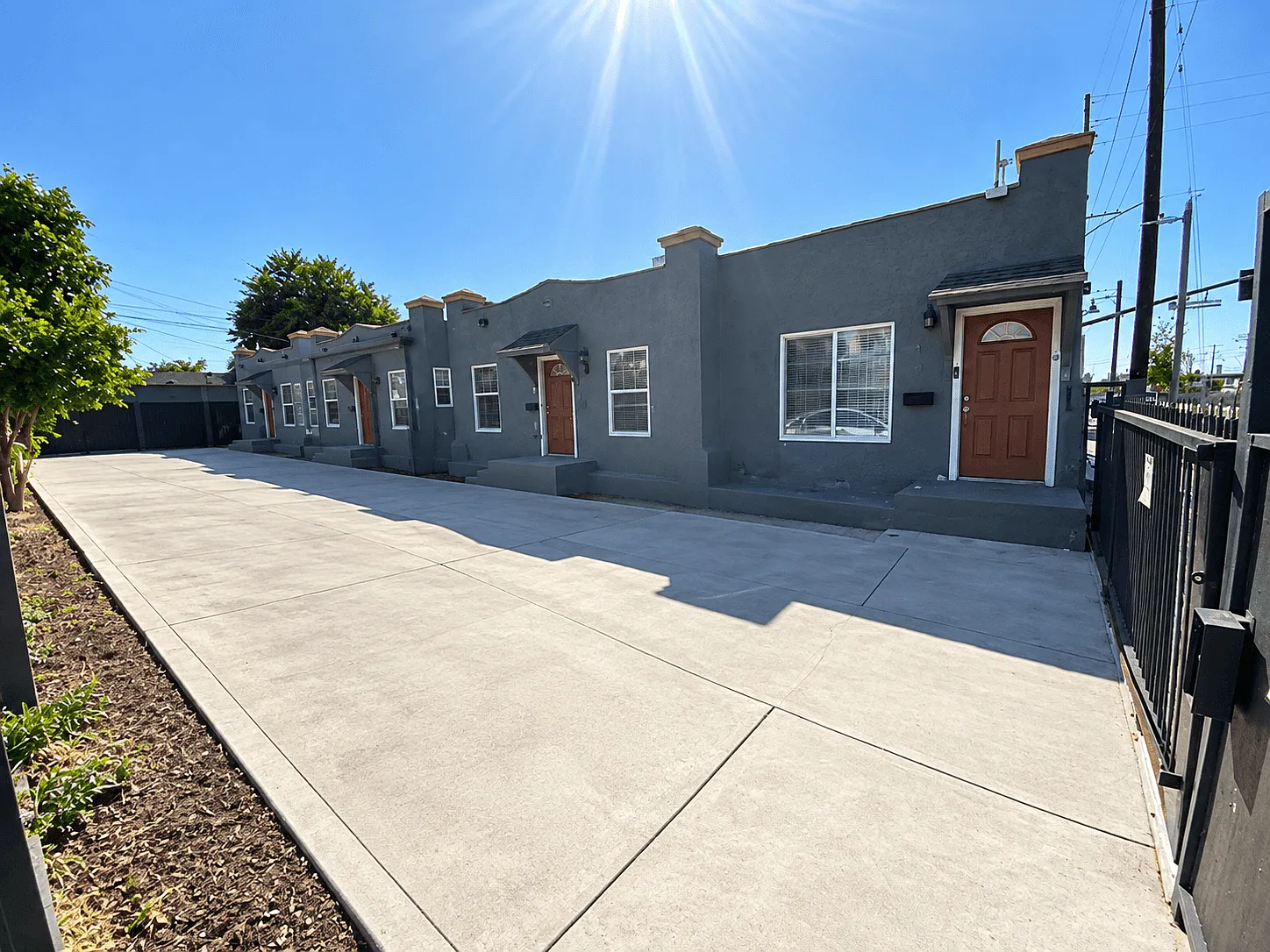 1192 Exposition Blvd. — Photo 4