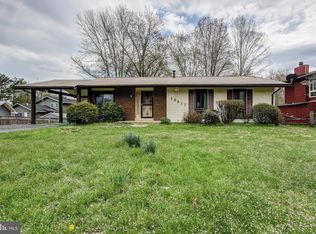 18917 Heritage Hills Dr, Brookeville, MD 20833