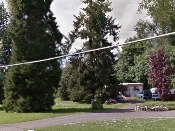 1448 Harbor Dr, Springfield, OR 97477