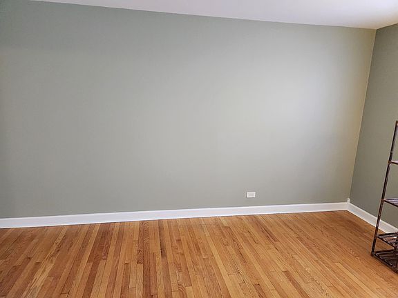 3rd image of 4101 W Berteau Ave APT 1B