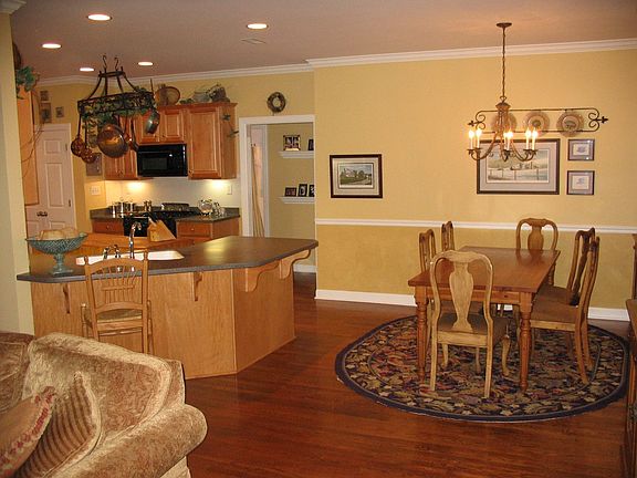 kitchen with maple cabbinets 