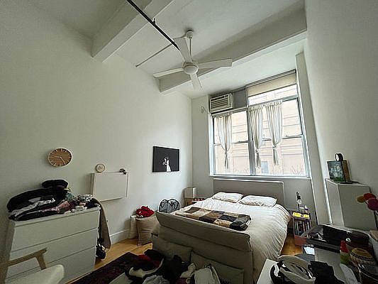 5th image of 970 Kent Ave APT 207