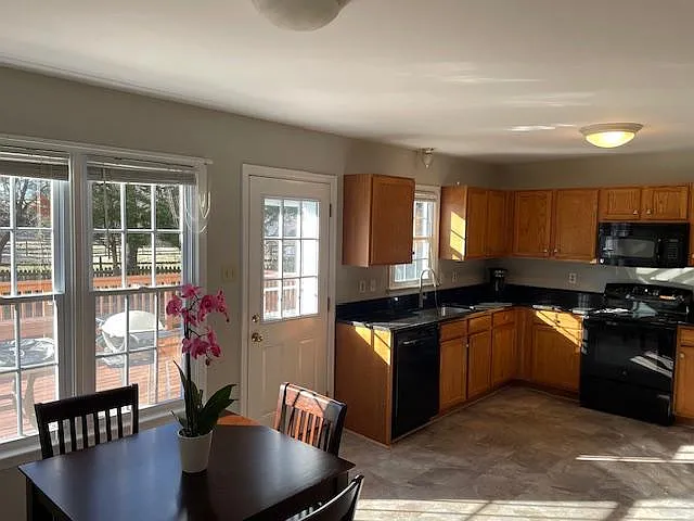7026 Catwalk Ct — Photo 3